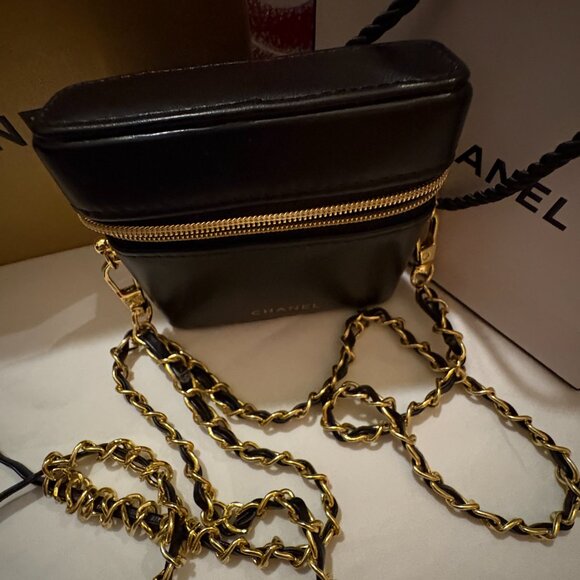 Authentic Chanel Mini Bag with Mirror - - Picture 7 of 12